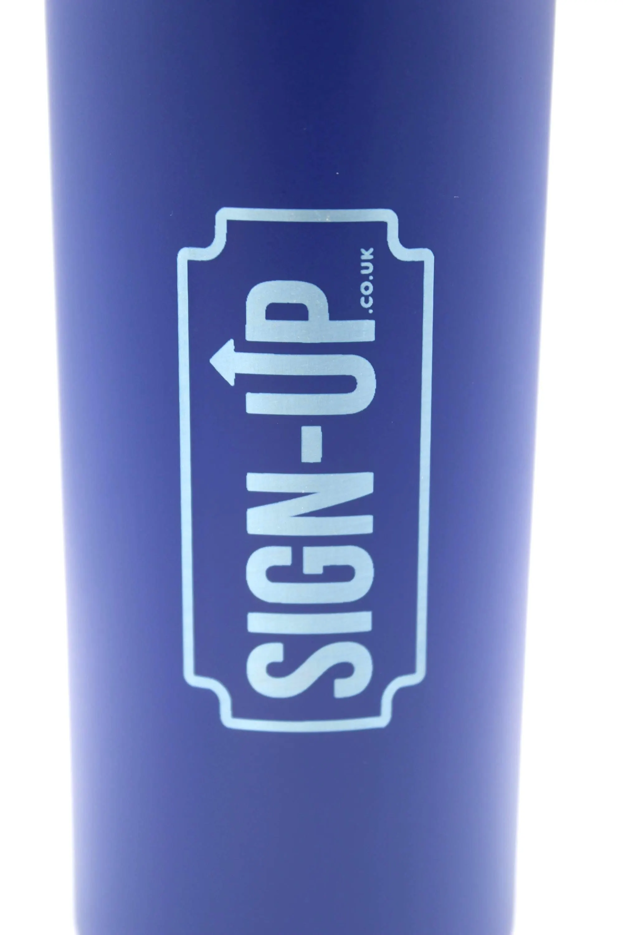 Custom Engraved Logo 540 ml Matt Aluminium Logo Bottle with Carabiner - Image 3